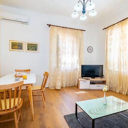 History Apartments Center زادار المظهر الخارجي الصورة