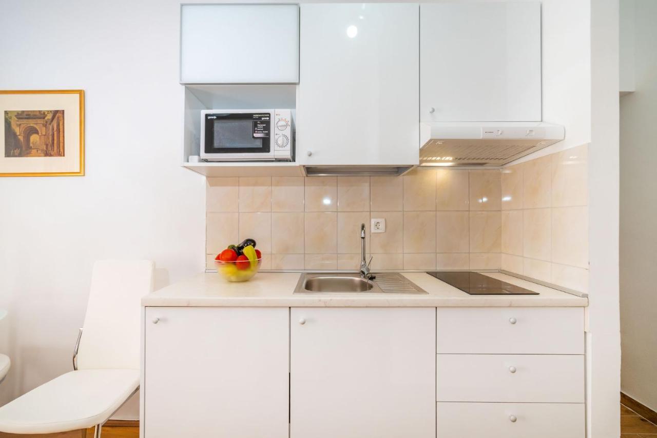 History Apartments Center زادار المظهر الخارجي الصورة