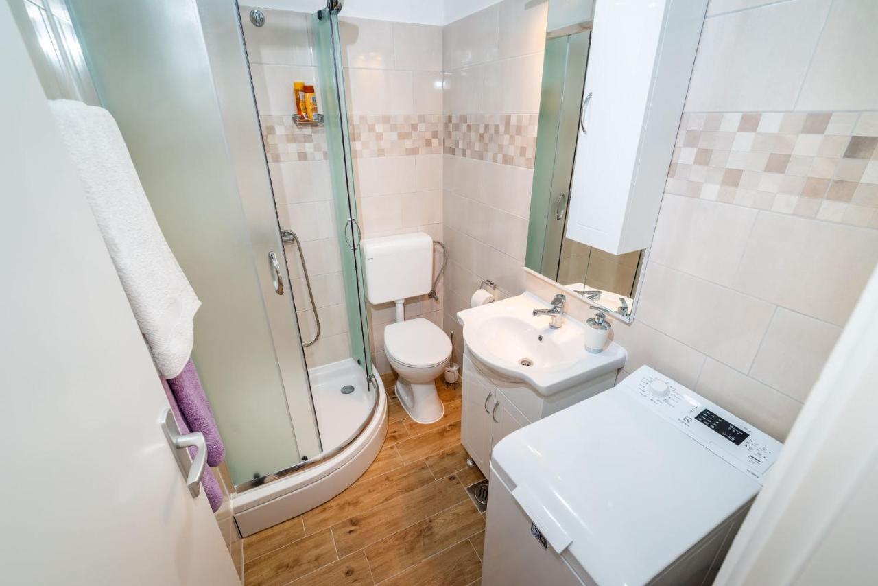 History Apartments Center زادار المظهر الخارجي الصورة