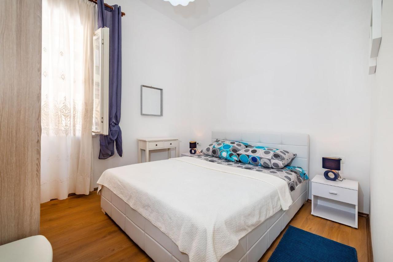 History Apartments Center زادار المظهر الخارجي الصورة