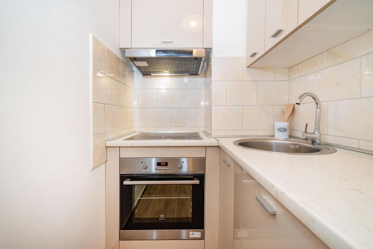 History Apartments Center زادار المظهر الخارجي الصورة