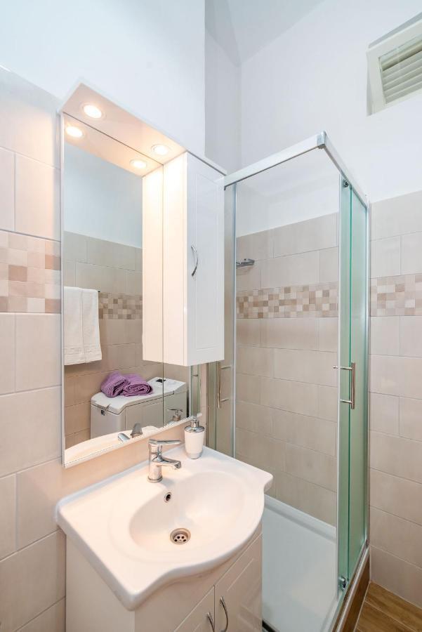 History Apartments Center زادار المظهر الخارجي الصورة