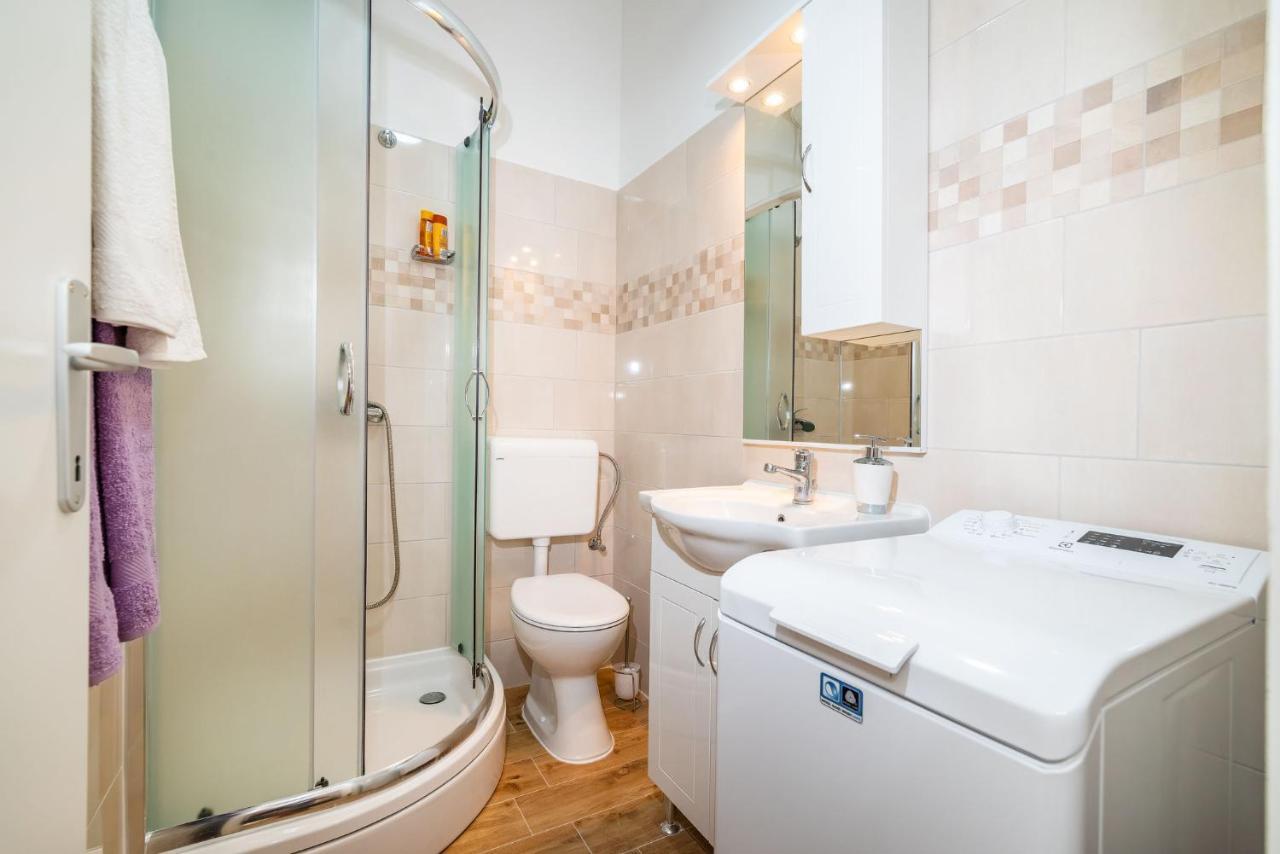 History Apartments Center زادار المظهر الخارجي الصورة